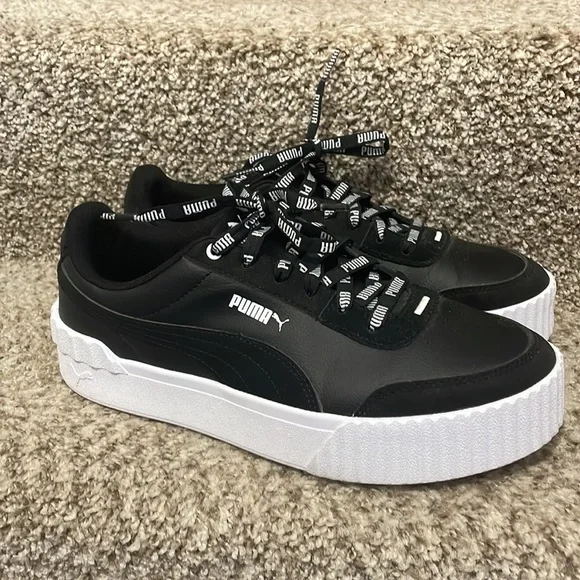 Women’s Puma Platform Sneakers - Picture 2 of 6